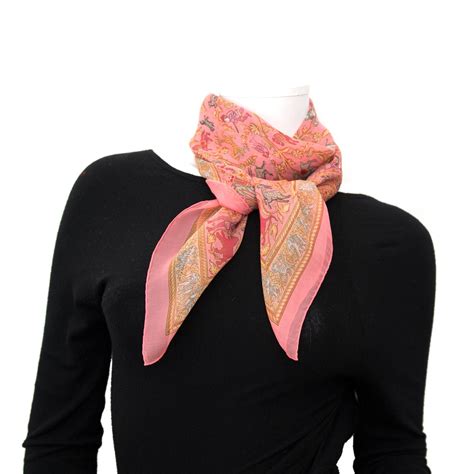 HERMES Silk Mousseline Chasse En In
